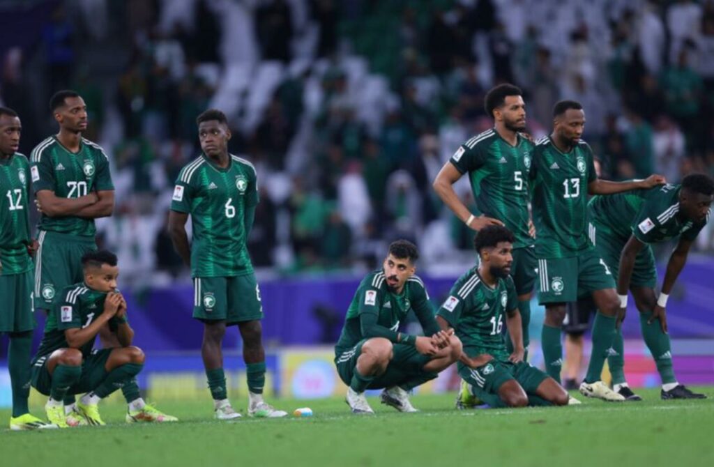 Ả Rập Xê Út chơi tốt nhưng bị loại vì kém may mắn hơn đối thủ.