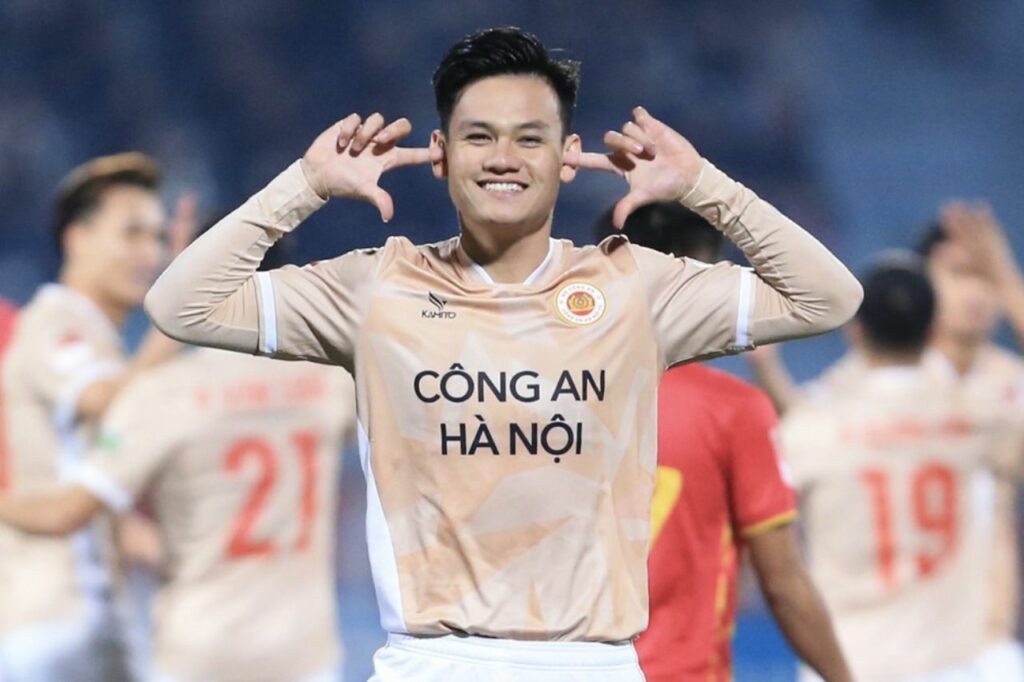 Hồ Tấn Tài góp công vào chiến thắng của Công An Hà Nội trước Thanh Hóa tại vòng 11 V-League 2023/24