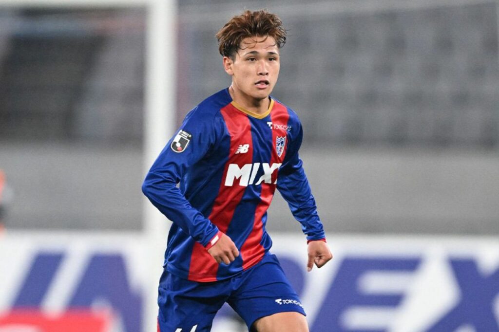 Tiền vệ trung tâm Kuryu Matsuki là một trong những cầu thủ trẻ J-league 2024