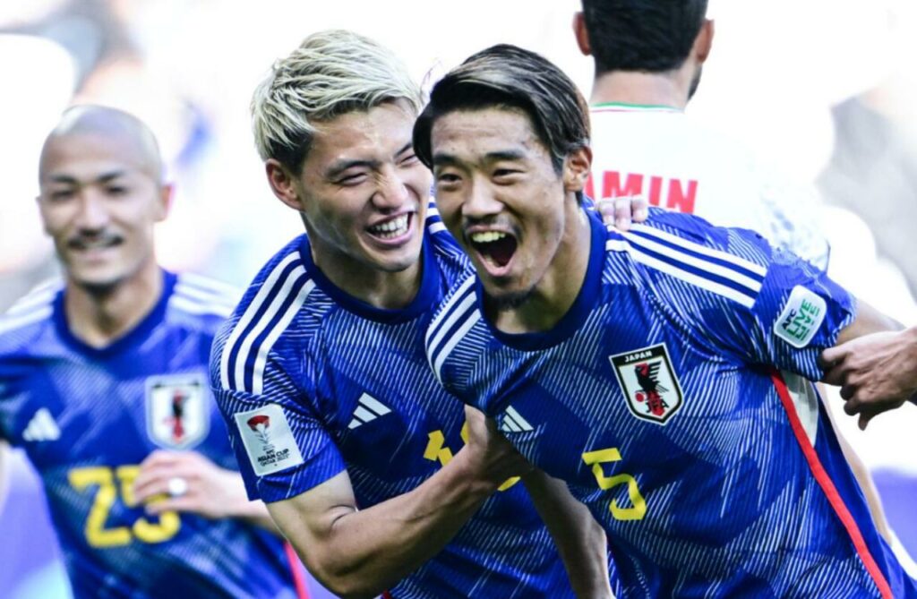 Hidemasa Morita đưa Nhật Bản vượt lên dẫn trước