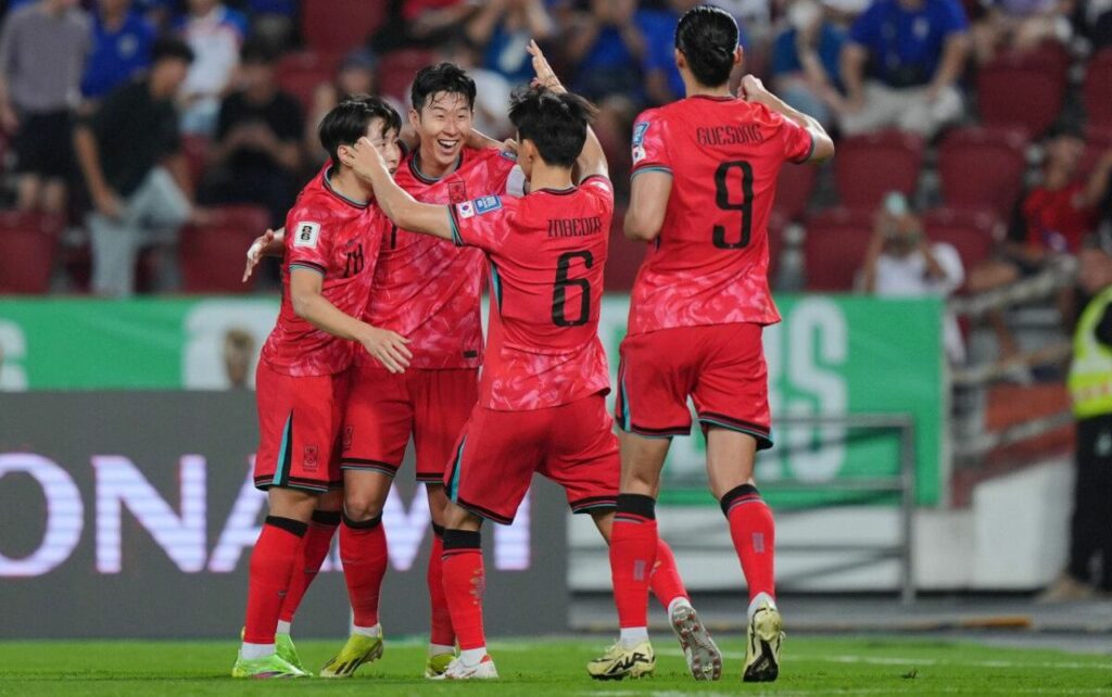 Hàn Quốc vươn lên dẫn trước trong hiệp 1, trận đấu Thái Lan 0-3 Hàn Quốc