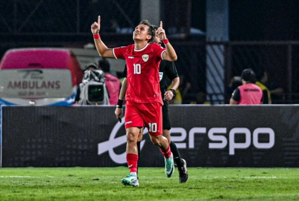 Egy Maulana Vikri ghi bàn thắng duy nhất của trận đấu Indonesia 1-0 Việt Nam