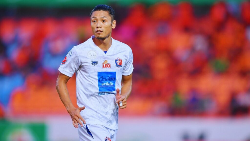 Noboru Shimura là một trong10 cầu thủ đắt giá nhất Thai League