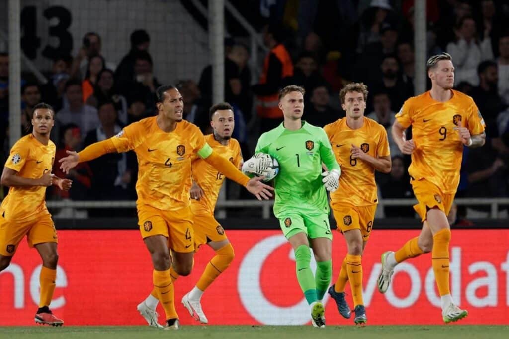 Đội tuyển Hà Lan nổi bật với lối đá tấn công tổng lực Euro 2024
