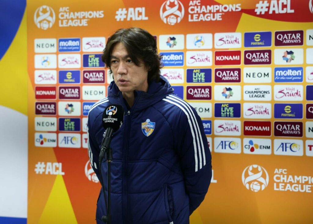 HLV Hong Myung-bo hạ quyết tâm giúp Ulsan HD lên ngôi vô địch AFC Champions League 2023/24, ông phát biểu trước trận đấu Ulsan HD vs Yokohama F.Marinos