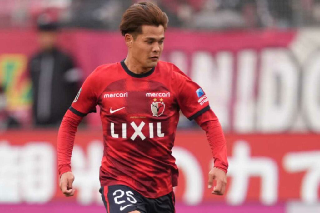 Kaishu Sano là một tài năng trẻ sáng giá của bóng đá Nhật Bản.