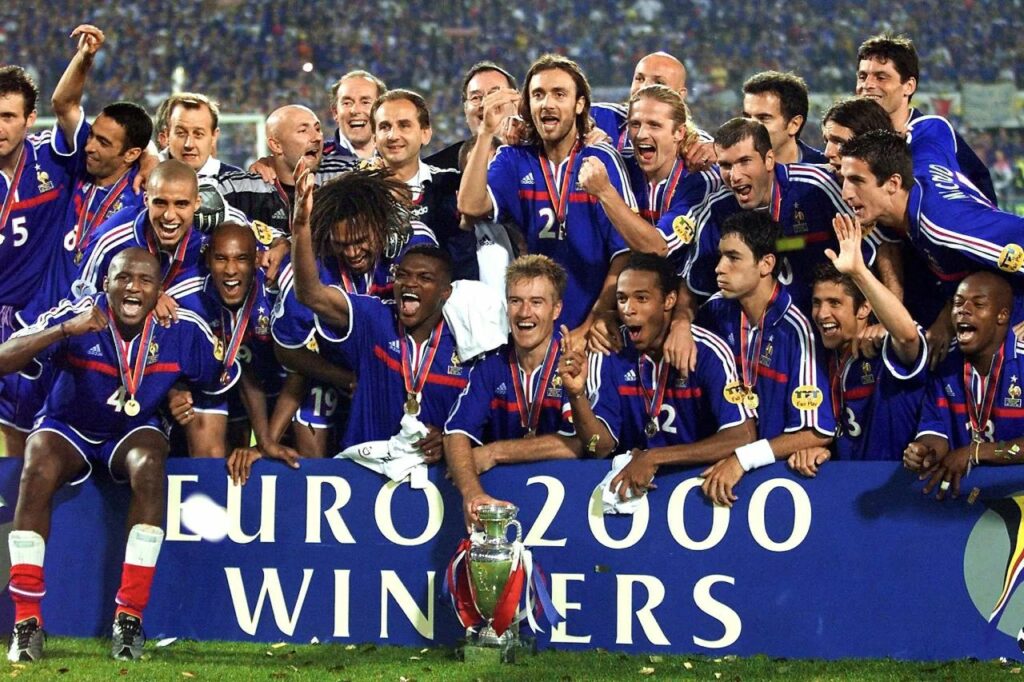 Đội tuyển pháp là nhà vô địch Euro năm 2000