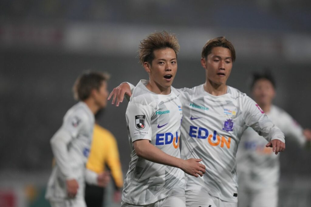 Sanfrecce Hiroshima thể hiện bản lĩnh của mình trước Machida Zelvia ở vòng 6 J-league 2024