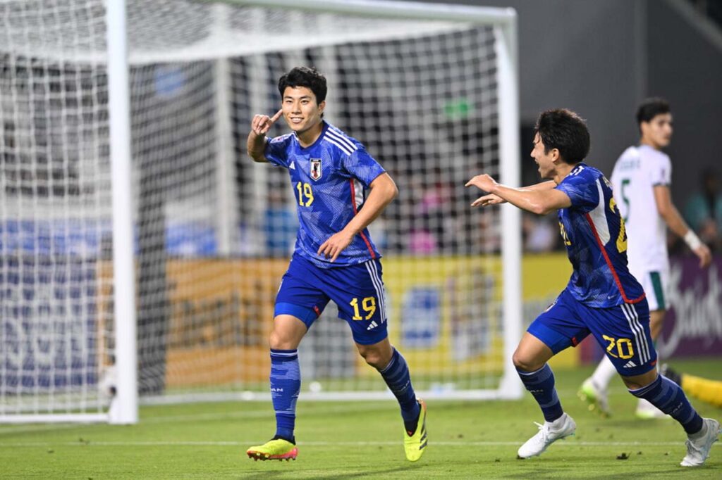 U23 Nhật Bản đánh bại U23 Iraq với tỉ số cách biệt 2-0.