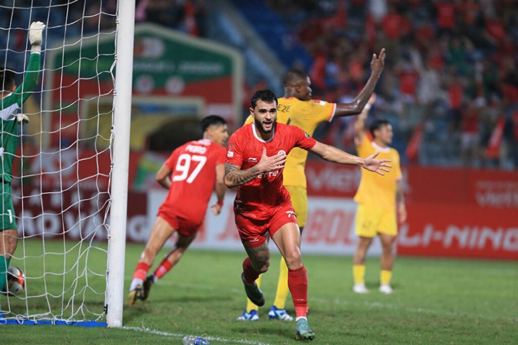 Thể Công - Viettel vượt qua Quảng Nam với tỉ số 3-2 tại vòng 14 V-League 2023/24