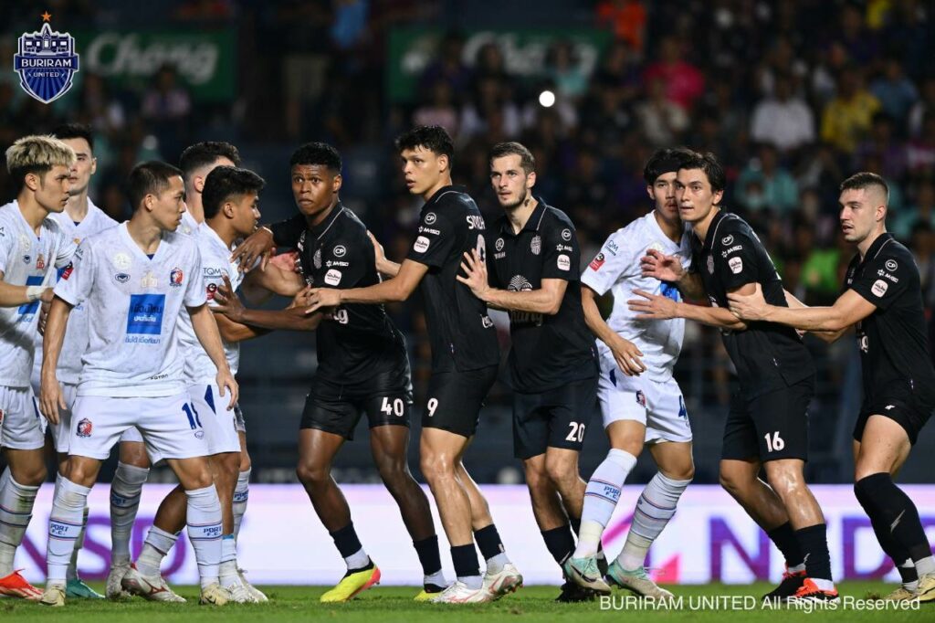 Buriram có trận đấu khó khăn trước Port FC ở vòng 28 Thai League 