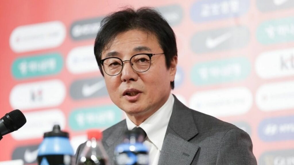 Thành tích bết bát tại U23 Asian Cup là nguyên nhân khiến HLV Hwang Sun-hong không còn được KFA tin tưởng. Ảnh: Goal.com