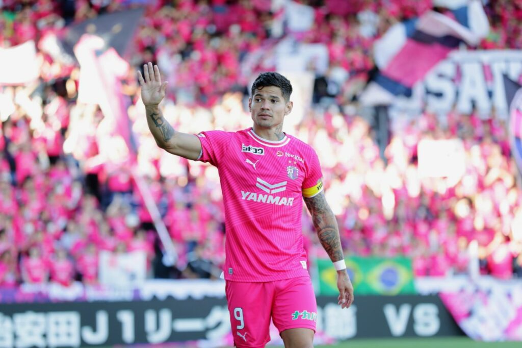 Leonardo de Sousa Pereira đã có 9 bàn thắng ở mùa giải năm nay sau vòng 11 J-League 2024