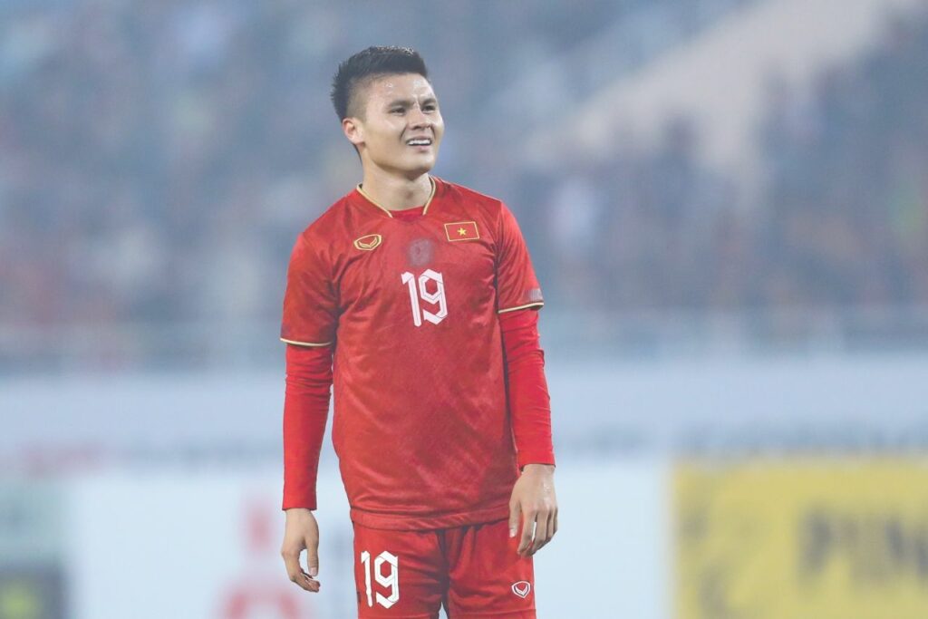 Nguyễn Quang Hải là tiền vệ sáng tạo hàng đầu của bóng đá Việt Nam, Cầu Thủ J-League Hè 2024 có thể thi đấu tại J-League