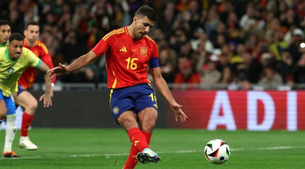 Chân dung đội trưởng của đội tuyển Tây Ban Nha - Rodri.