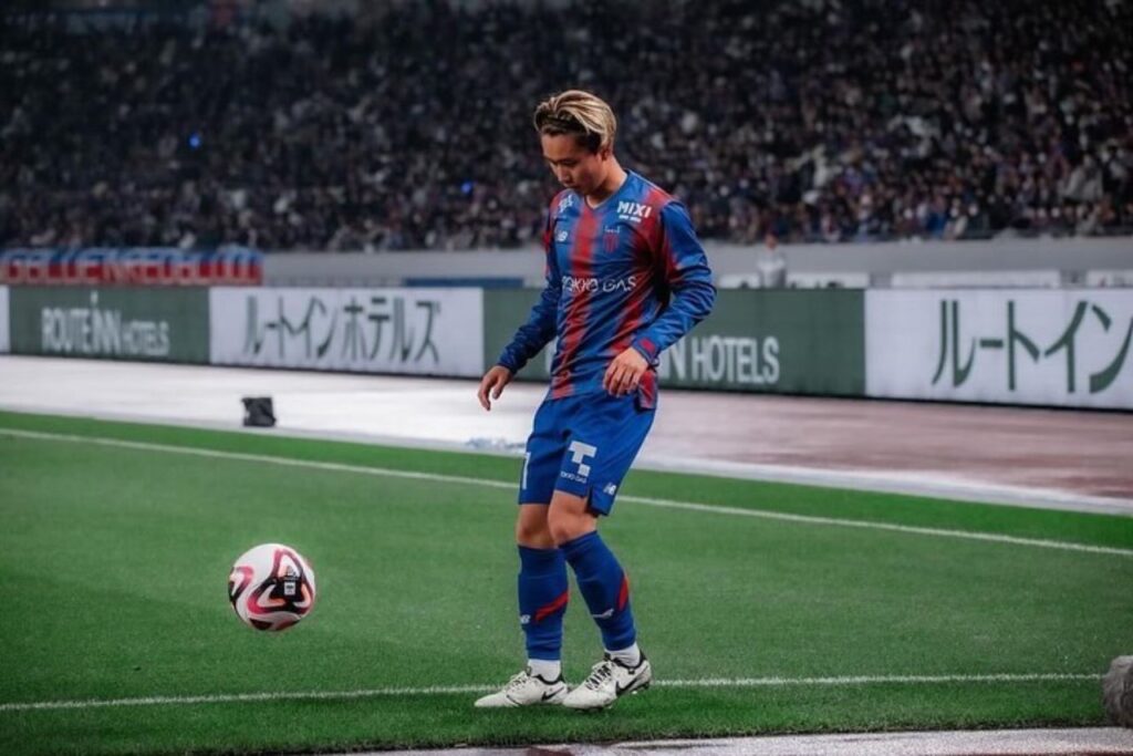 Ryotaro Araki là mũi nhọn của hàng công FC Tokyo. 