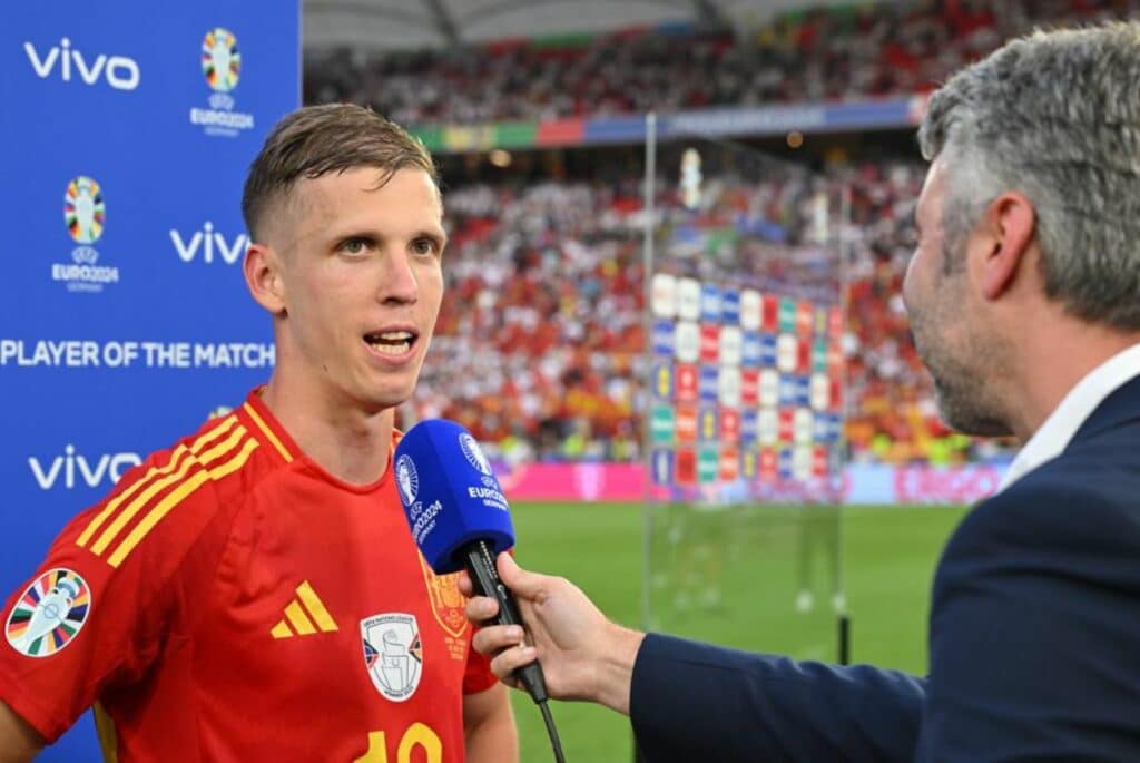 Dani Olmo là cầu thủ hay nhất trận Đức - Tây Ban Nha.