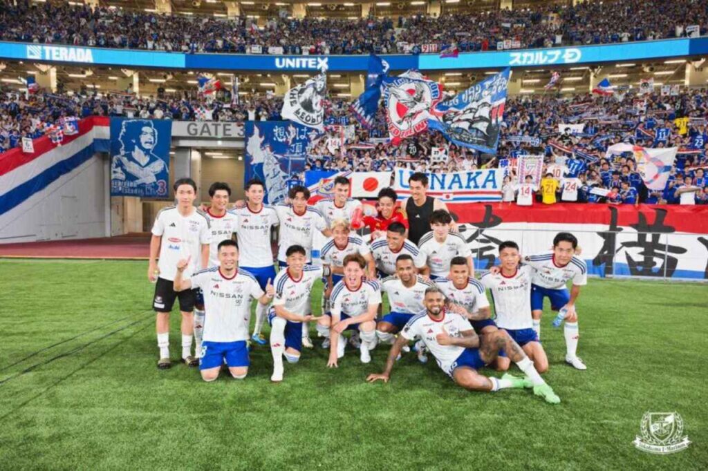 Yokohama F.Marinos xuất sắc có được 3 điểm trước đội bóng mạnh Machida Zelvia.