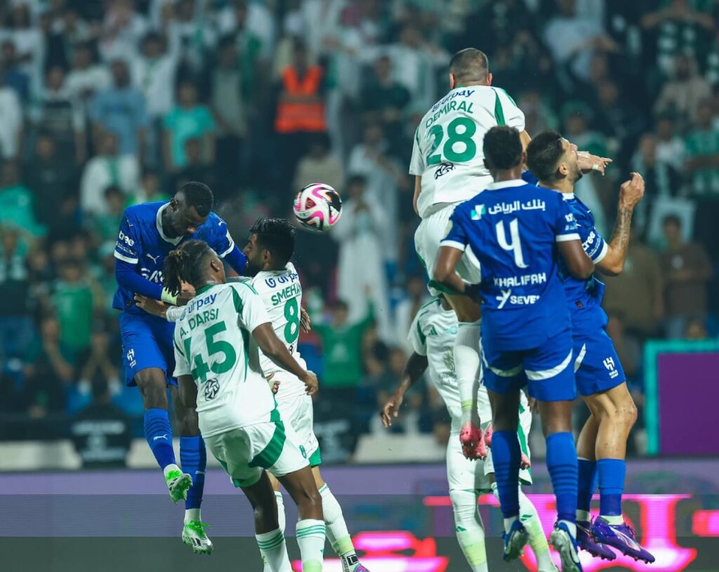 Al Hilal và Ah Ahli ngang tài ngang sức trong hiệp 1, trận đấu Al Hilal 1-1 Al Ahli