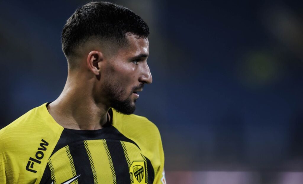 Houssem Aouar là cầu thủ ghi bàn thắng mang về 3 điểm cho Al Ittihad