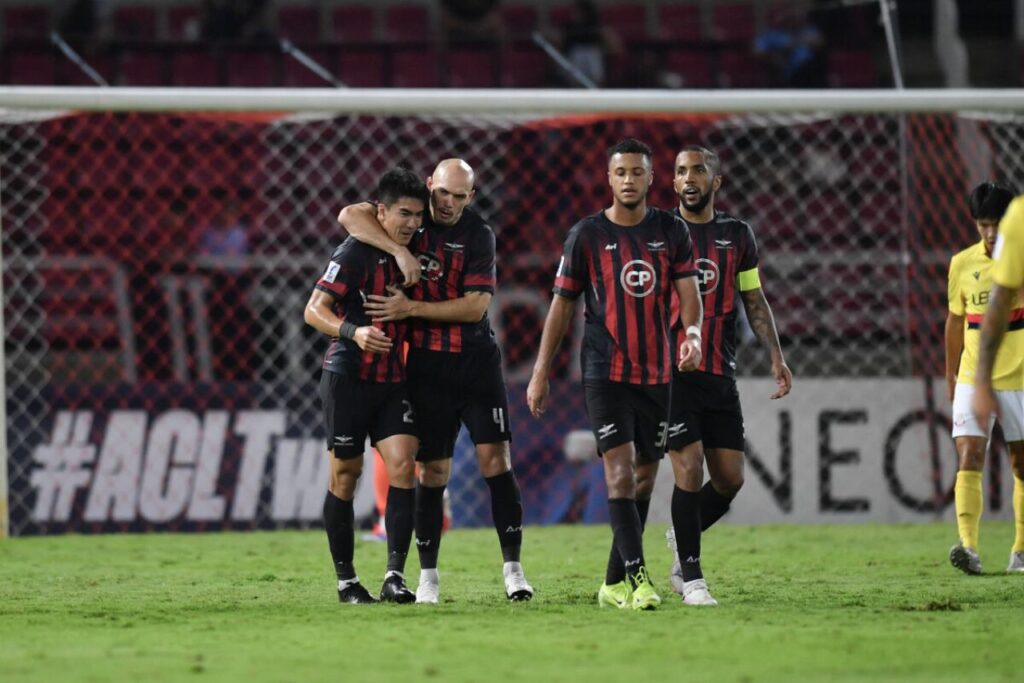 Bangkok United FC thể hiện đẳng cấp vượt trội khi giành chiến thắng đậm đà 4-1 trước Lee Man.