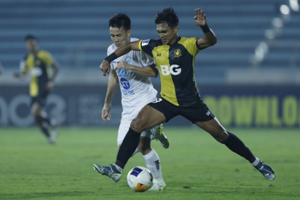 Nam Định FC lội ngược dòng đánh bại Tampines Rovers với tỉ số 3-2, AFC Champions League Two