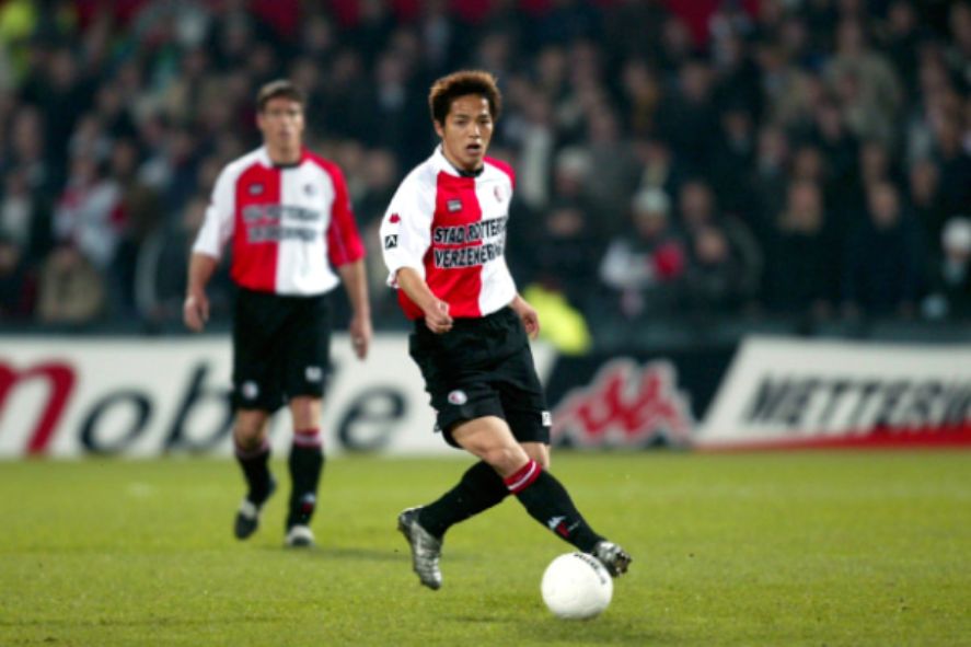 Shinji Ono khi còn thi đấu cho Feyenoord ở Hà Lan.