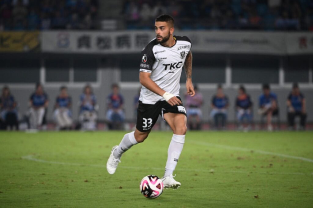 Rafael Costa hoàn toàn đủ khả năng thi đấu tại J-League 1. 