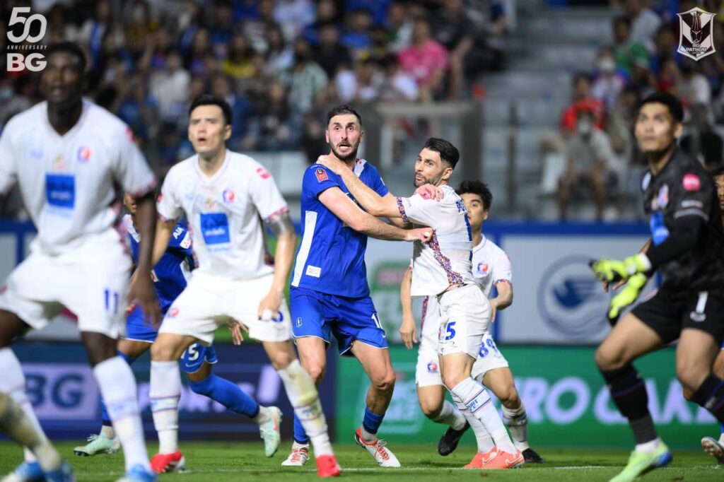 BG Pathum United giành chiến thắng tối thiểu 1-0 trước Port FC