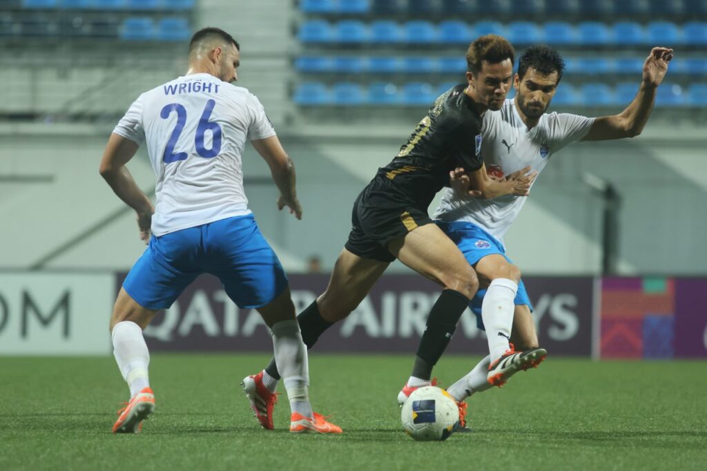 Lion City Sailors thắng áp đảo Muangthong United 4-0, giành quyền vào tứ kết AFC Champions League Two