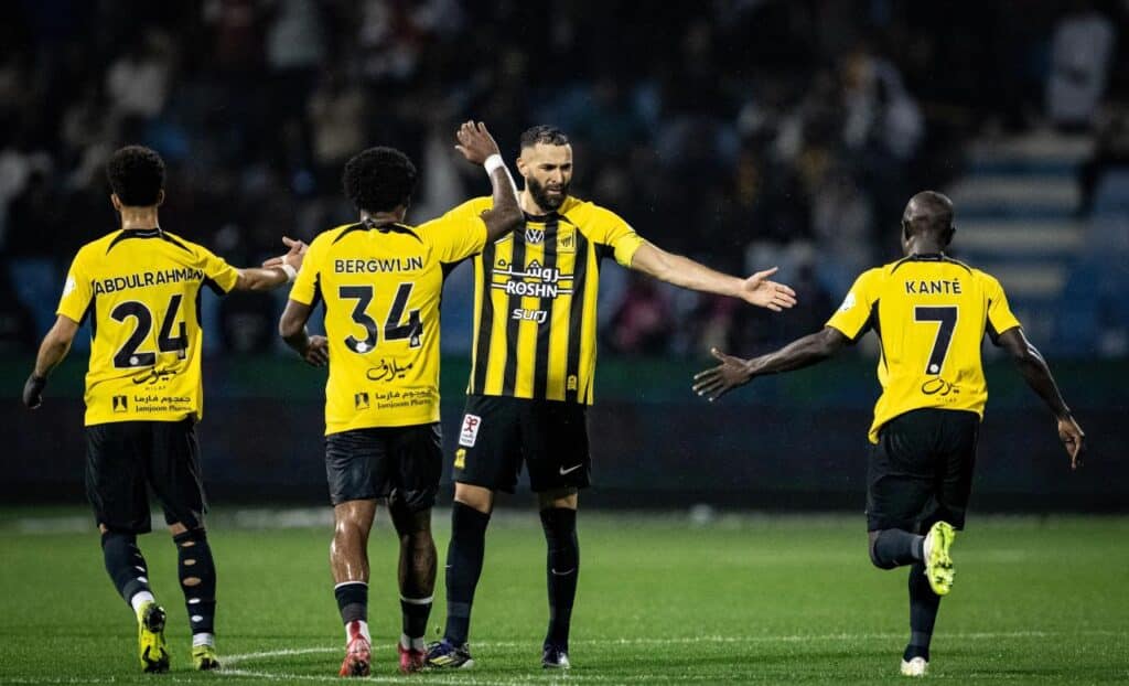 Al Ittihad phải rât vất vả mới có được 1 điểm trước Al Qadisiya.