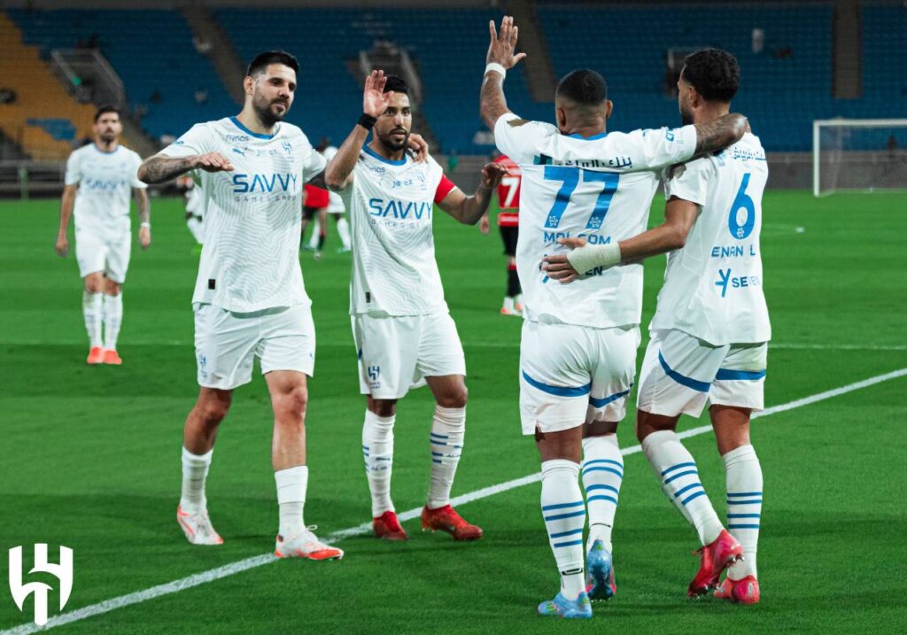 Al Hilal có khởi đầu tốt dưới thời HLV tạm quyền.