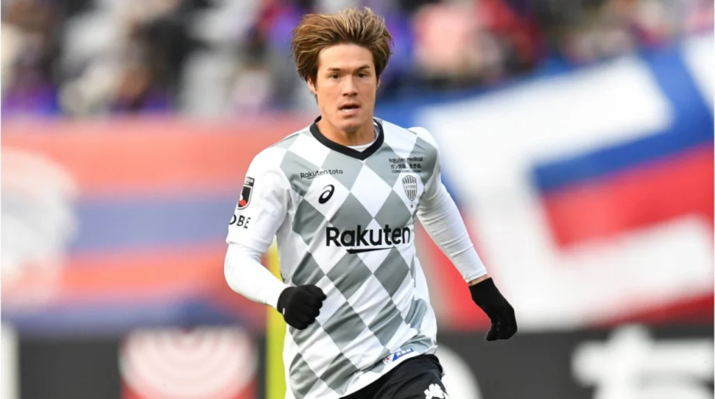 Tuổi tác vẫn chưa là rào cản với Sakai ở mùa giải năm nay, hậu vệ xuất sắc J-league 