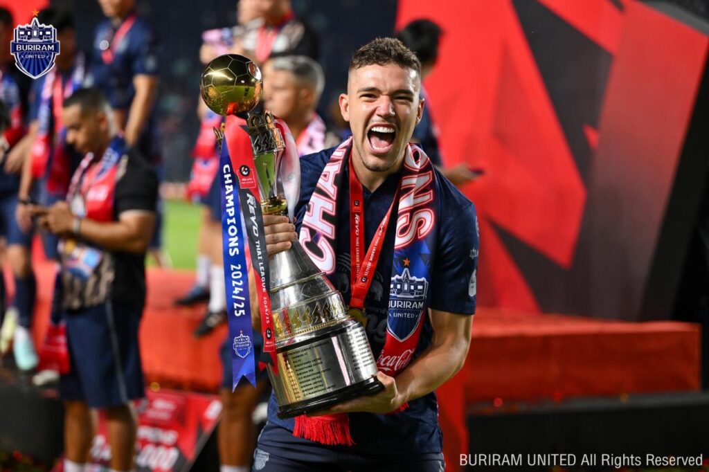 “Vua phá lưới” Guillerme Bissoli, người có công lớn giúp Buriram United vô địch lần thứ 10.