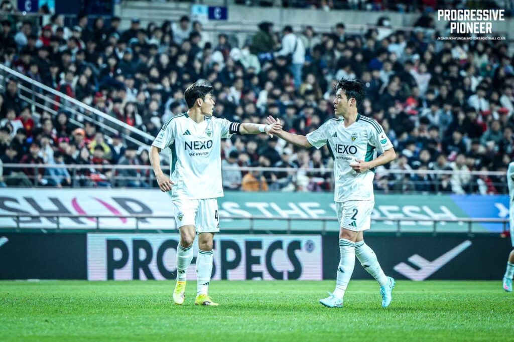 Thắng tối thiểu FC Seoul, Jeonbuk củng cố vững chắc vị trí thứ 2 trên BXH. 