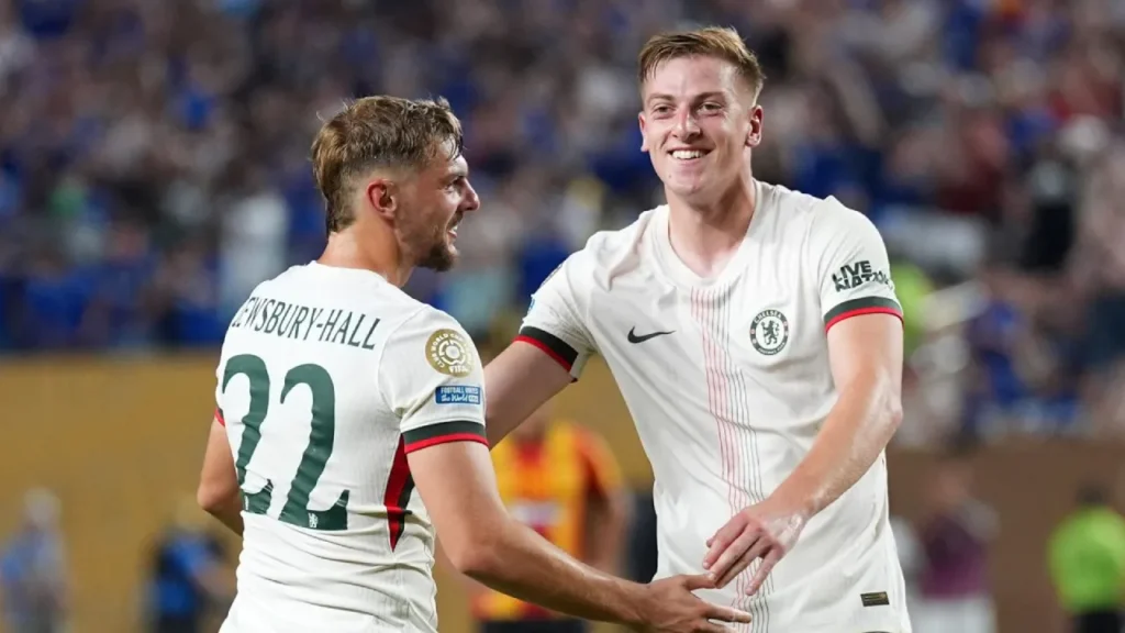 Delap toả sáng trong chiến thắng của Chelsea. 