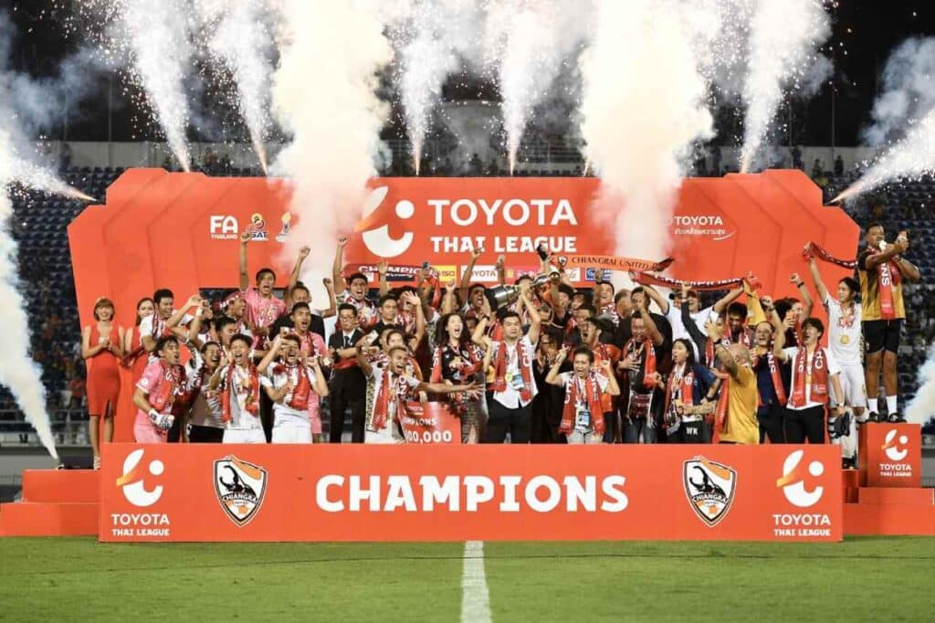 CLB Chiangrai United đăng quang vô địch Thai League mùa giải 2019.