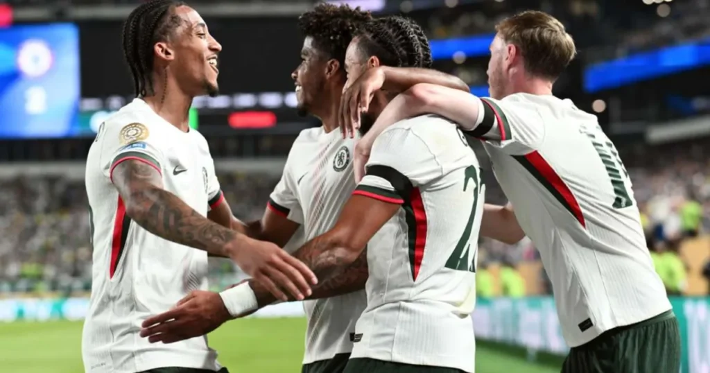 Chelsea xuất sắc góp mặt ở bán kết, đối thủ của họ sẽ là Fluminense.