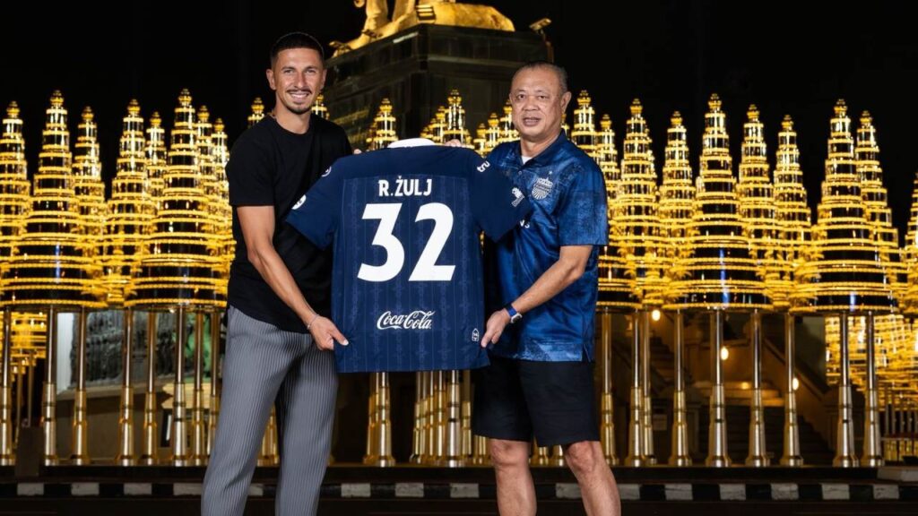 Robert Žulj gia nhập Buriram United với nhiều kinh nghiệm từ các giải đấu hàng đầu châu Âu.