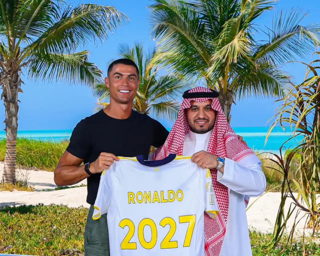 Ronaldo sẽ ở lại Al Nassr đến năm 2027. 