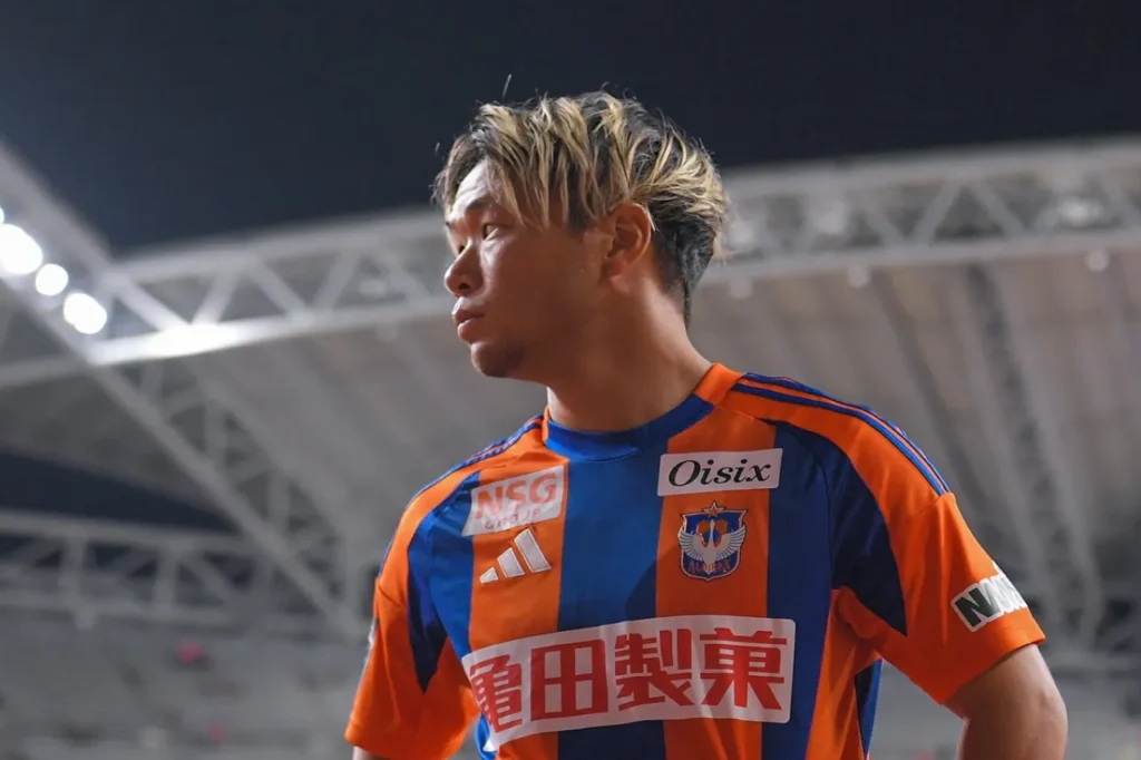 Albirex Niigata đang là ứng cử viên nặng kí nhất cho tấm vé xuống hạng. 