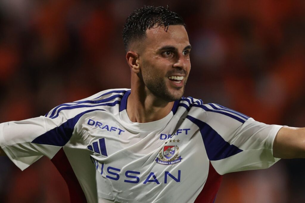 Dean David được kì vọng sẽ trở thành nguồn cảm hứng mới trên hàng công của Yokohama F.Marinos