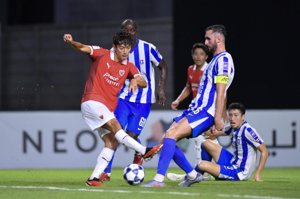 Pohang Steelers giành chiến thắng sít sao 1-0 trước BG Pathum United.