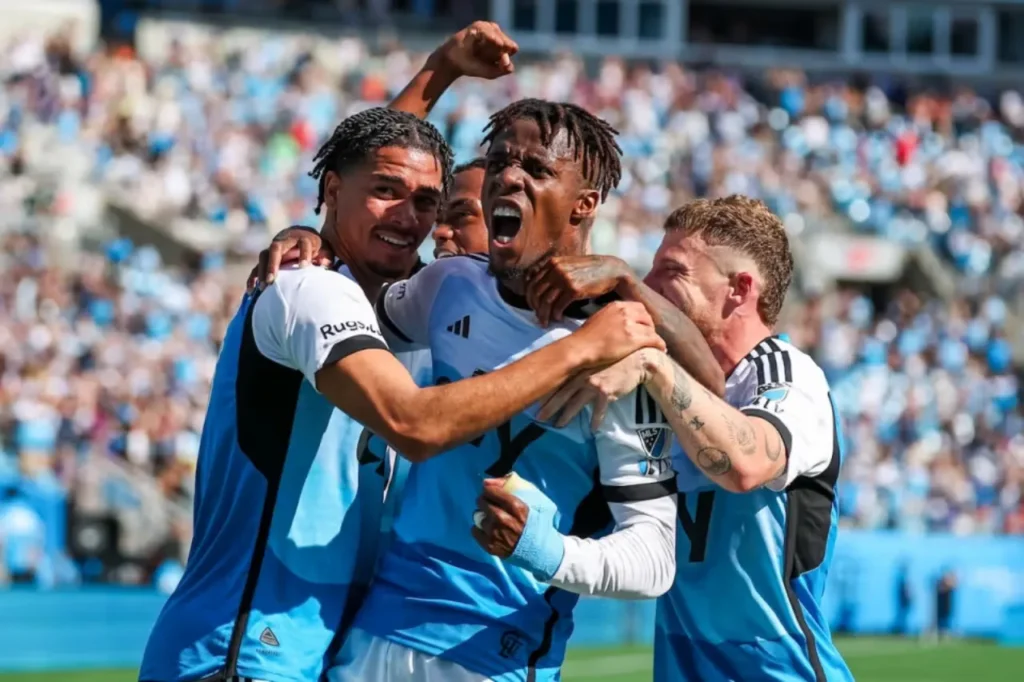 MLS là giải đấu không có cơ chế lên và xuống hạng. 