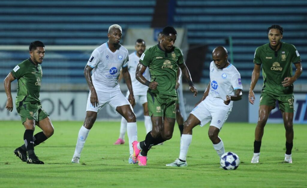 Nam Định FC giành trọn vẹn 3 điểm khi đánh bại Ratchaburi FC.