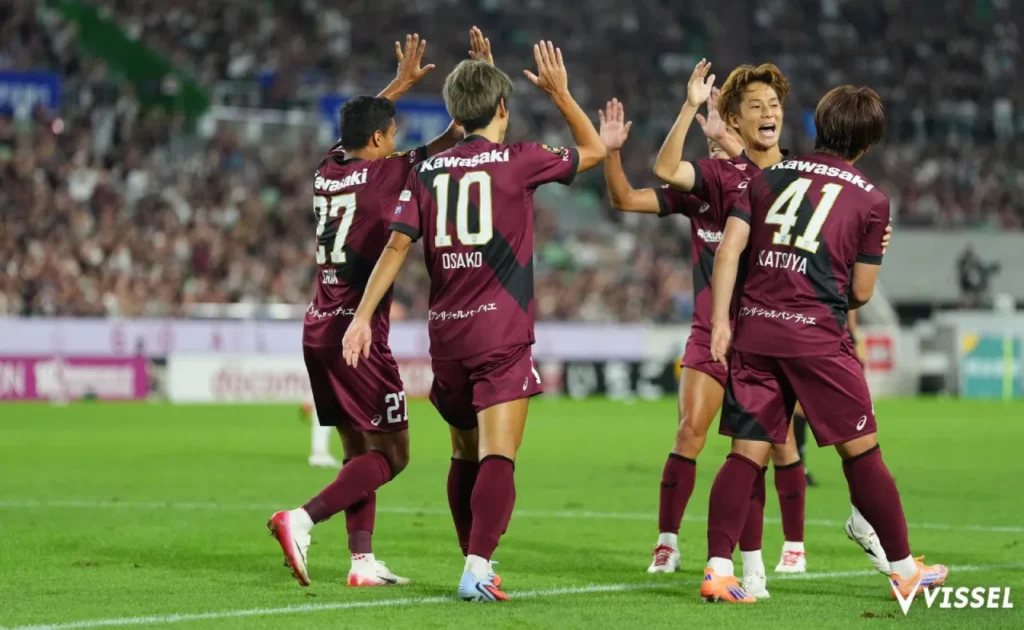Thắng đậm Tokyo Verdy, Vissel Kobe leo lên vị trí thứ 2. 