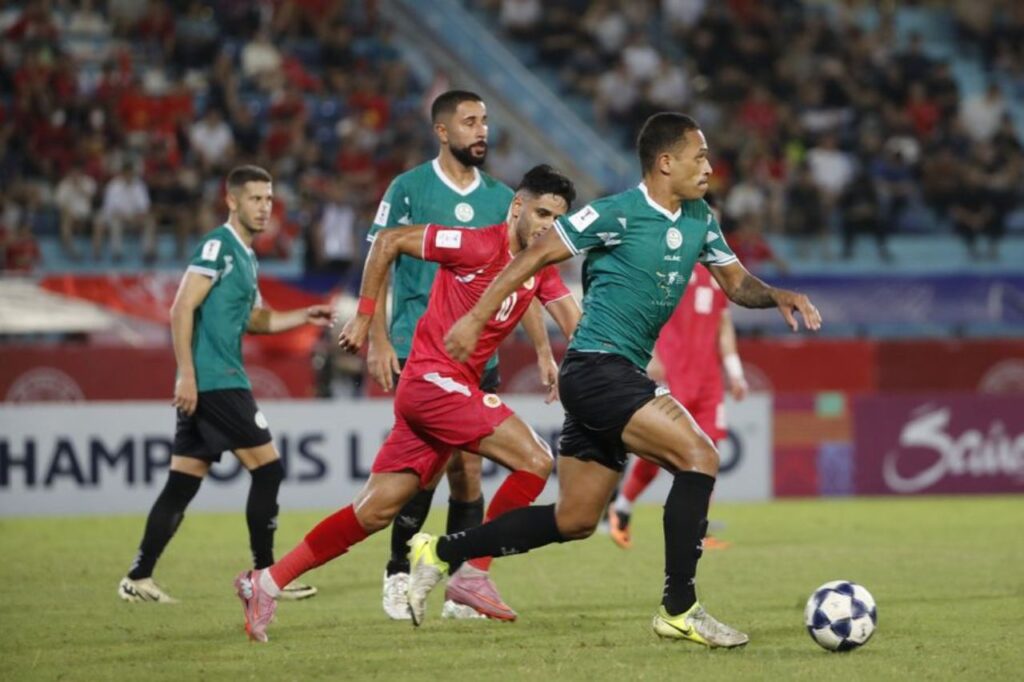 Công An Hà Nội thắng giòn giã 3-0 trước Tai Po FC, tạm thời vươn lên dẫn đầu bảng E.
