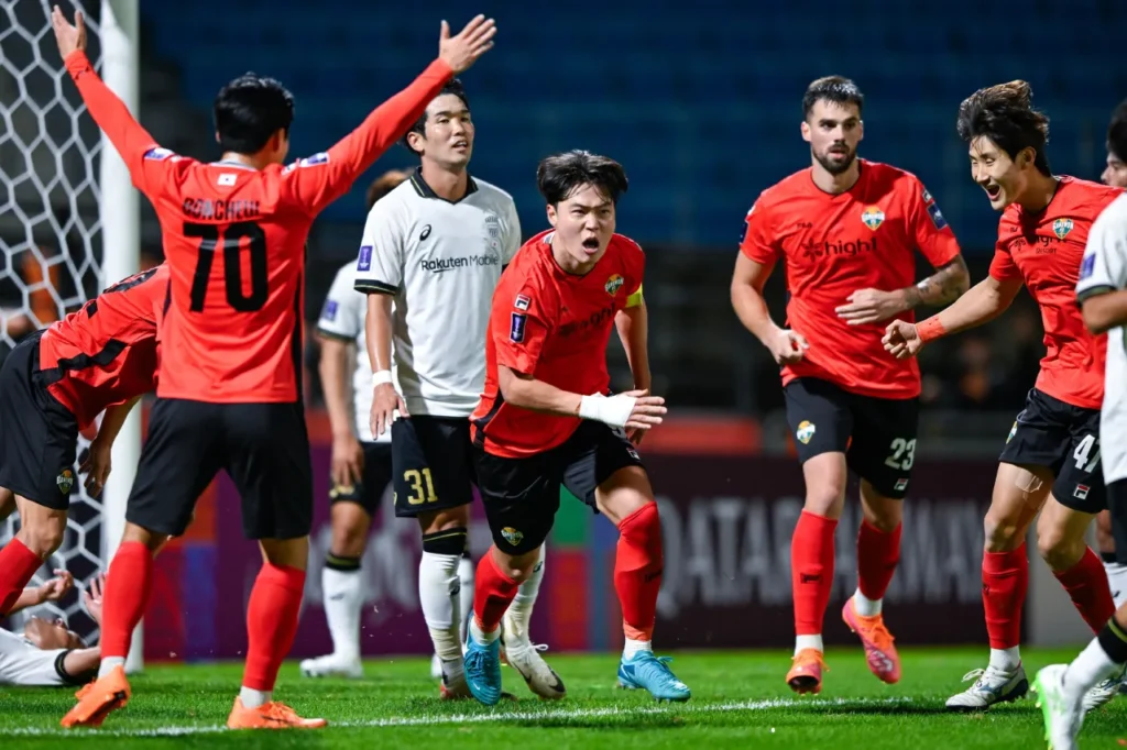 Bị đánh giá thấp hơn, nhưng Gangwon đã xuất sắc hạ gục đối thủ Vissel Kobe để giành trọn 3 điểm. 