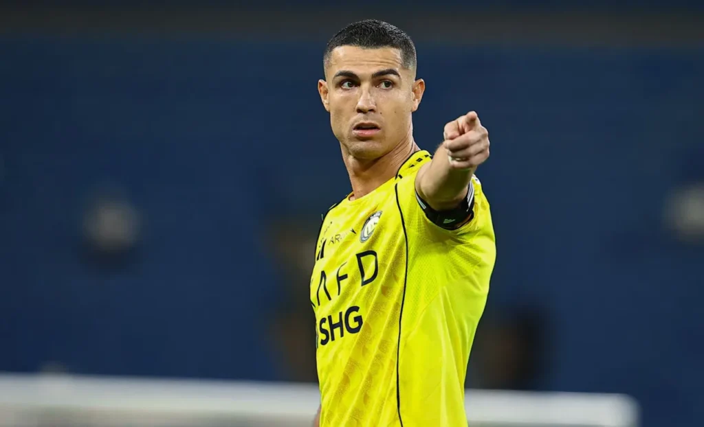 Ronaldo chỉ còn cách cột mốc 1000 bàn thắng 50 bàn thắng nữa. 