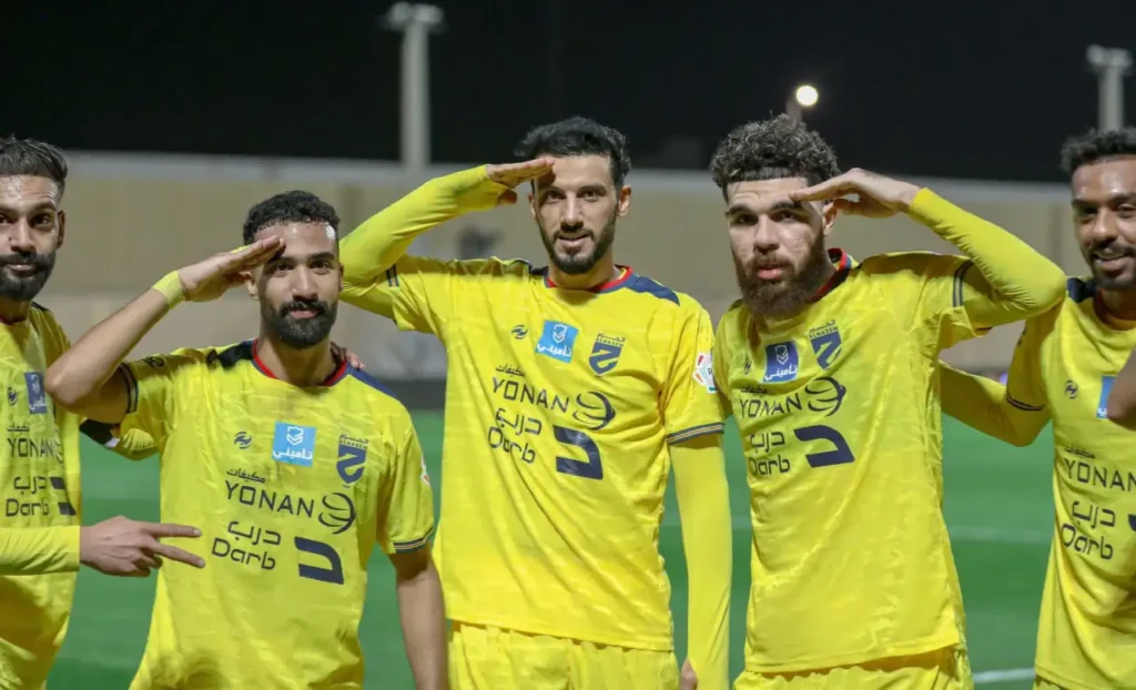 Đánh bại Al Kholood, Al Hazm có chiến thắng thứ hai của mùa giải. 